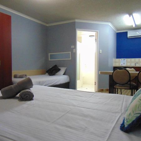Rockhampton Court Motor Inn Luaran gambar